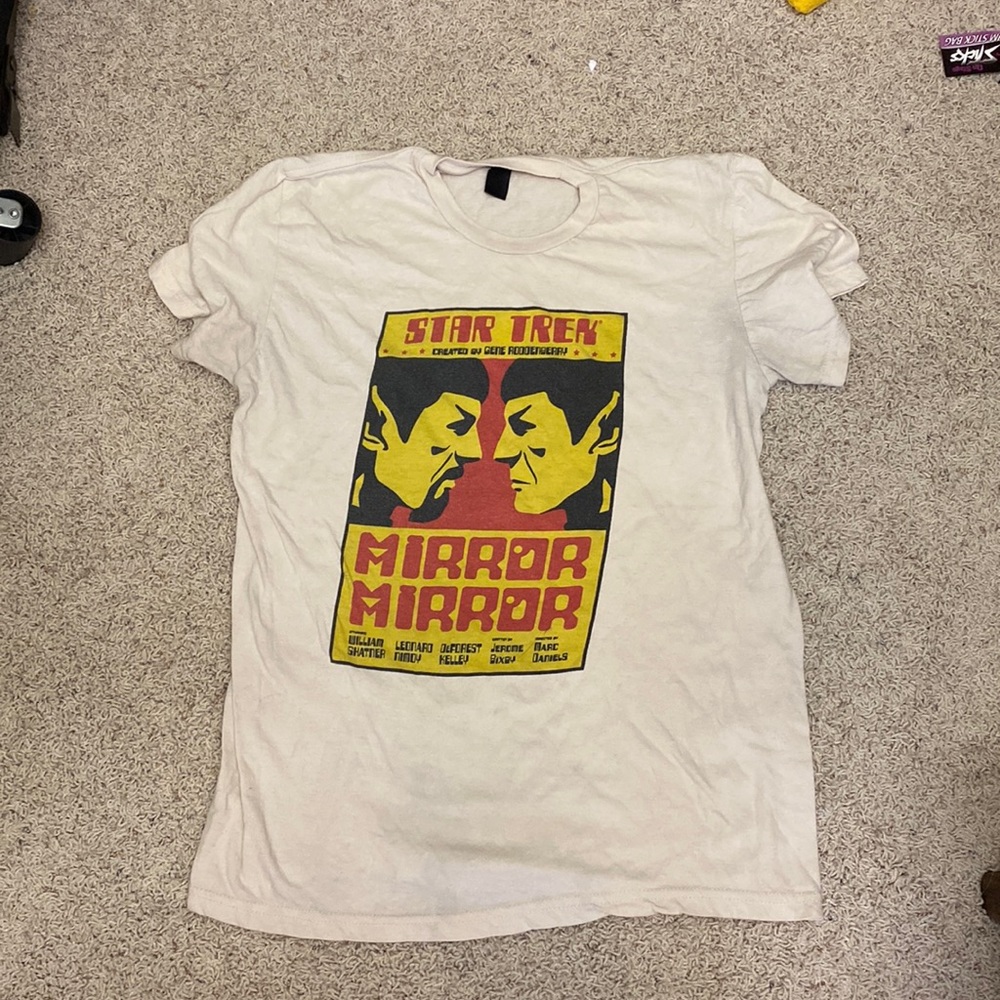 Star Trek T-Shirt Sized Small